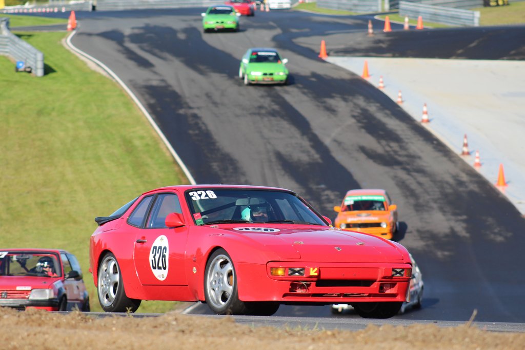 Lars Leed måtte desværre opgive at køre heat 3 på grund af tekniske problemer med sin røde Porsche 944
(Foto: JJ Media)